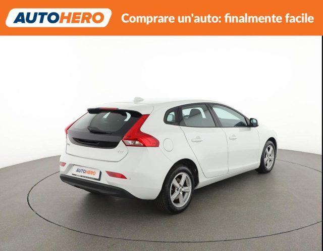 VOLVO V40 T2 Kinetic
