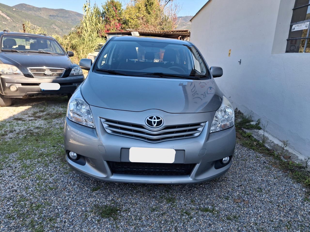 Toyota Verso 2.0 D Sol 7 posti