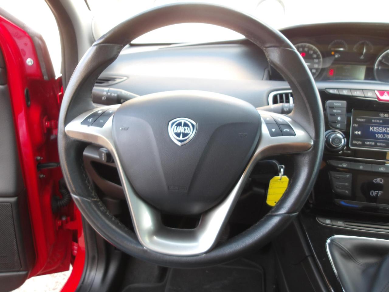 Lancia Ypsilon 5 Porte Ypsilon 0.9 t.air Gold 85cv dfn