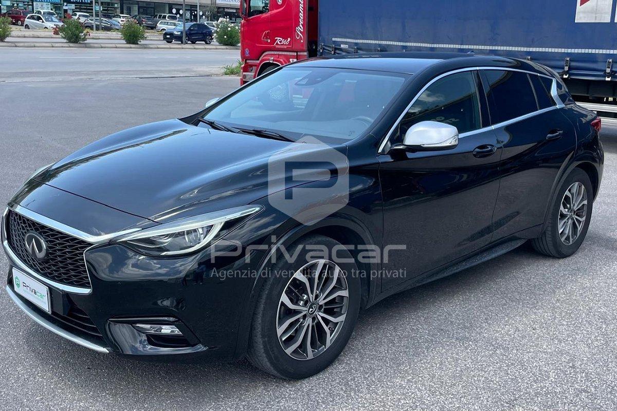 INFINITI Q30 1.5 diesel City Black Edition