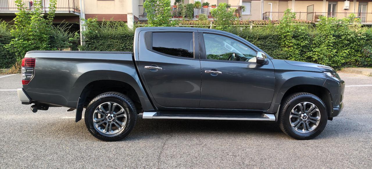 Mitsubishi L200 2.3D Double Cab 4x4 Intense Gancio