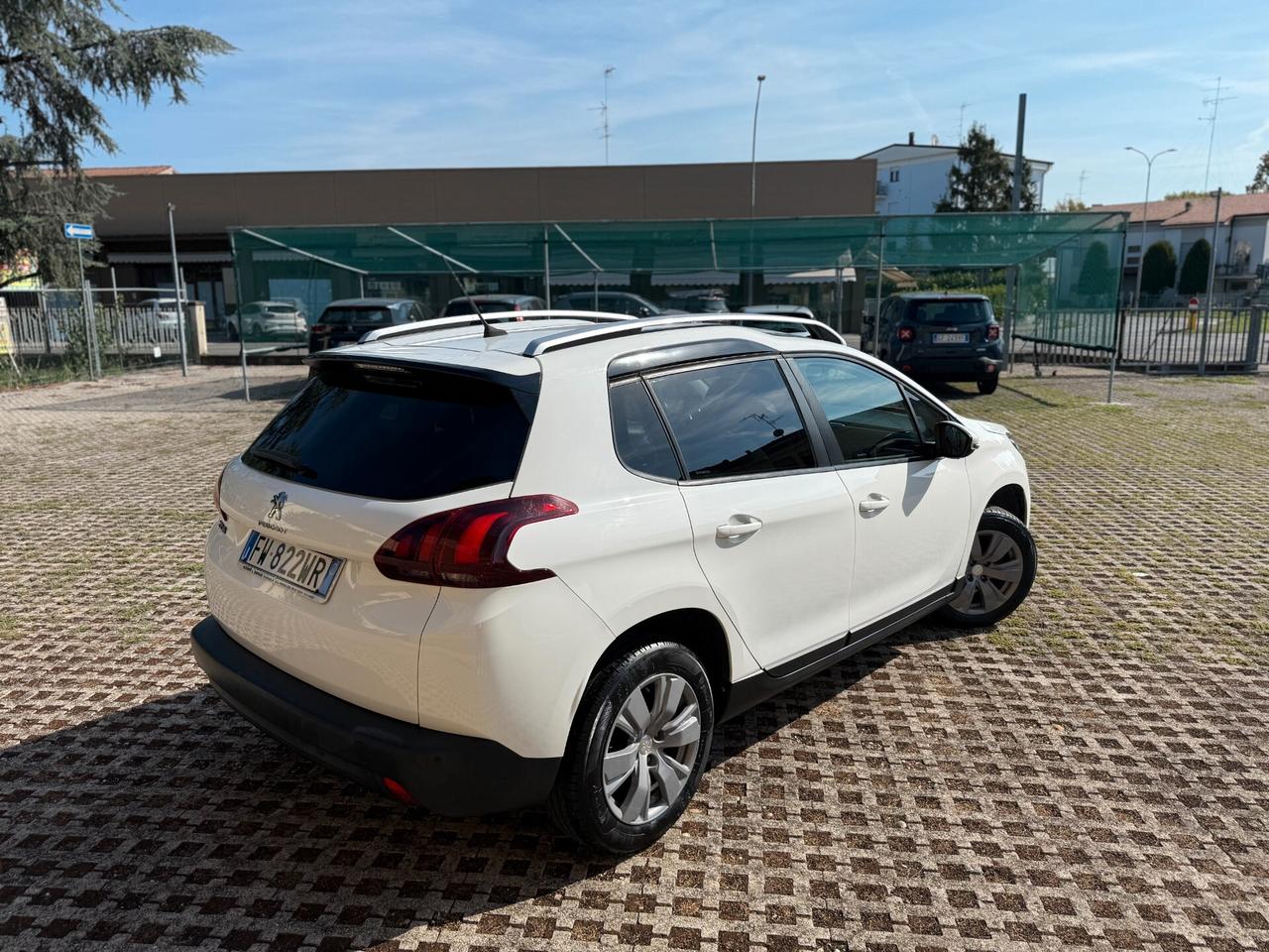 Peugeot 2008 PureTech 82 S&S Active
