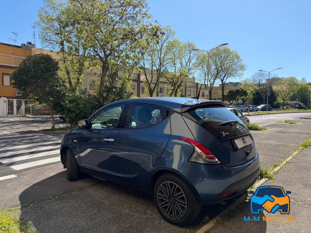 Lancia Ypsilon SILVER ECOCHIC