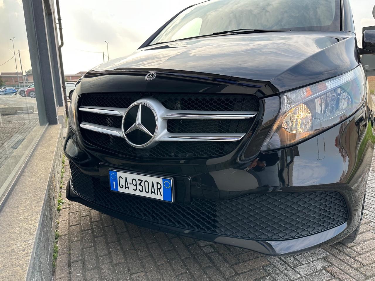 Mercedes-benz V 220 d Executive Long