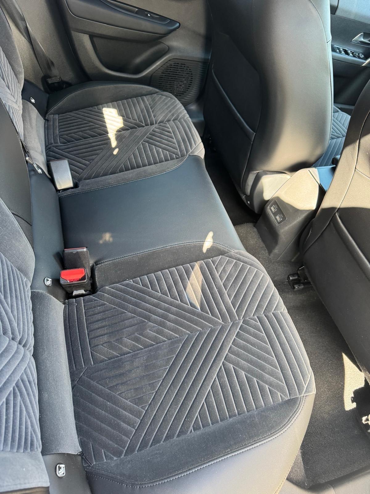 Lancia Ypsilon Hybrid e-DCT LX