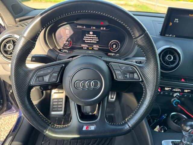 Audi A3 SPB 2.0 TDI S tronic S-LINE INTERNO /ESTERNO