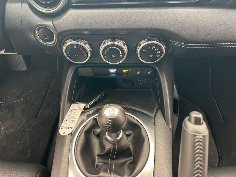 Mazda MX-5 MX-5 2.0L Skyactiv-G Exclusive-Line