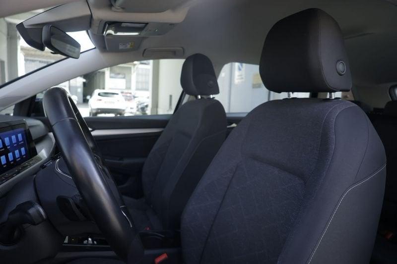 Volkswagen Golf Volkswagen Golf 2.0 TDI 150 CV DSG SCR Variant R-Line PROMOZIONE Unicoproprietario