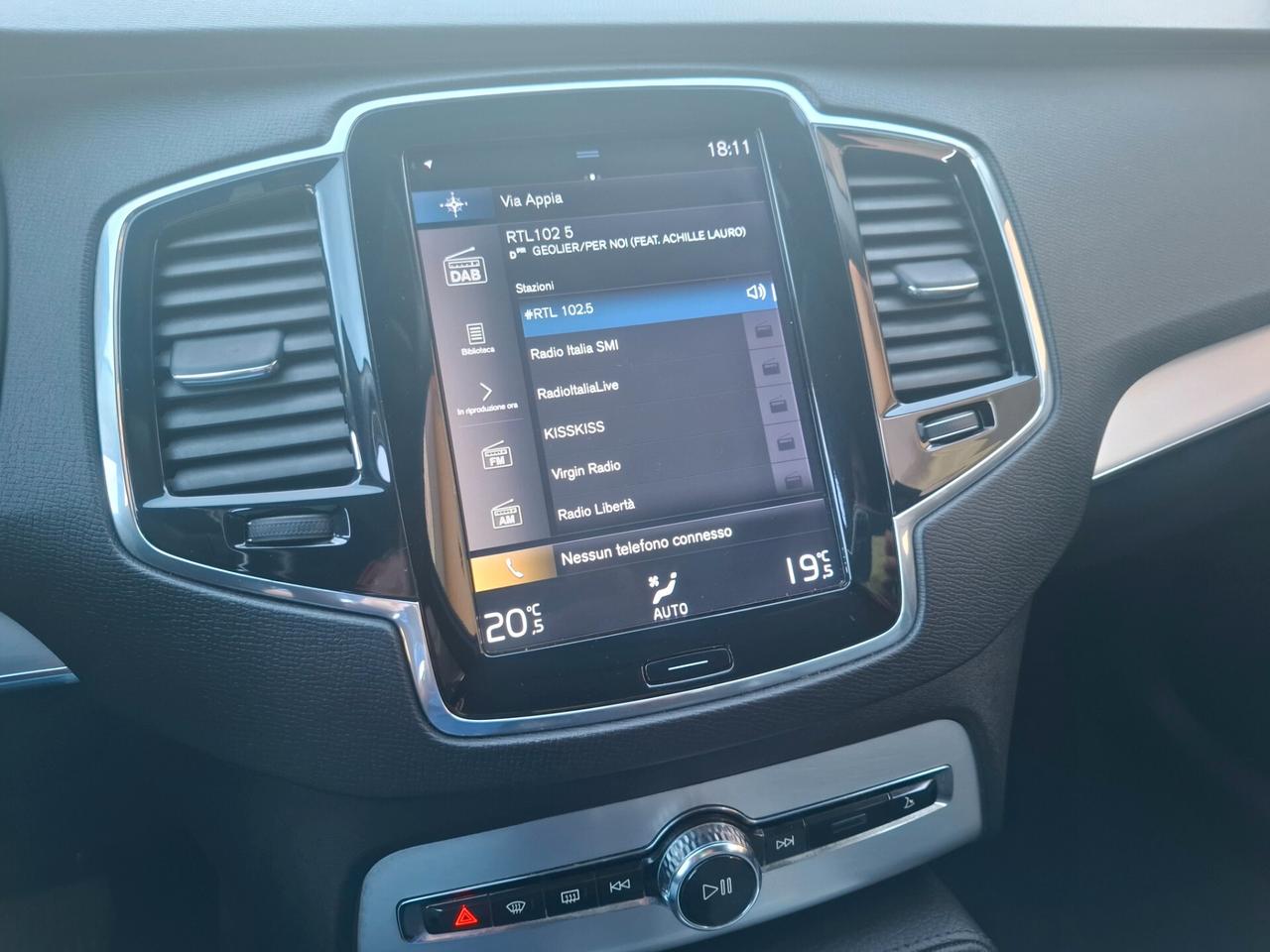 Volvo XC 90 XC90 D5 AWD Geartronic 7 posti Momentum