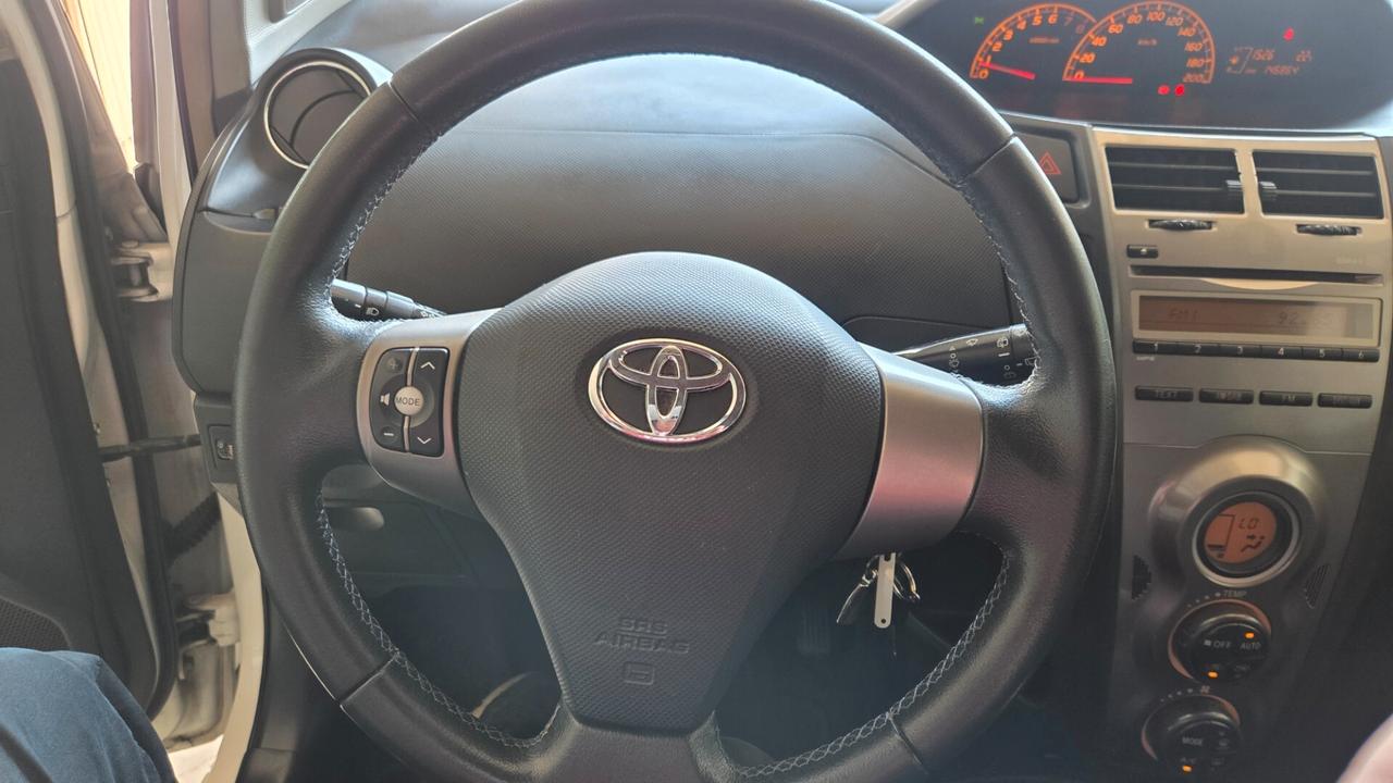 Toyota Yaris 1.0 5 porte Sol unico proprietario