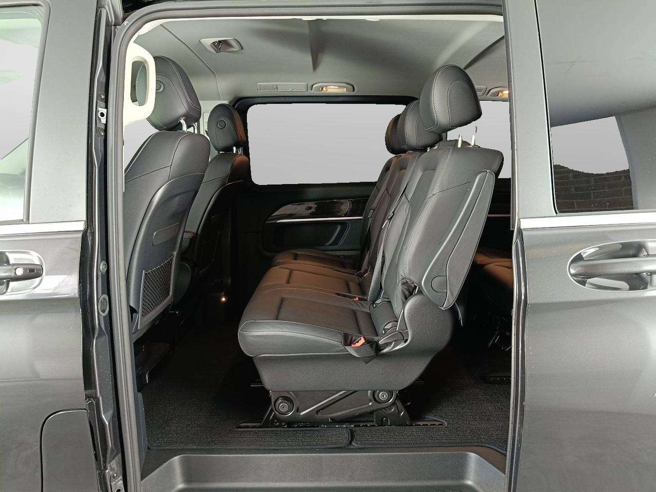 Mercedes-Benz Classe V - W447 2019 Extralong - V Extralong 300 d Premium 4matic auto