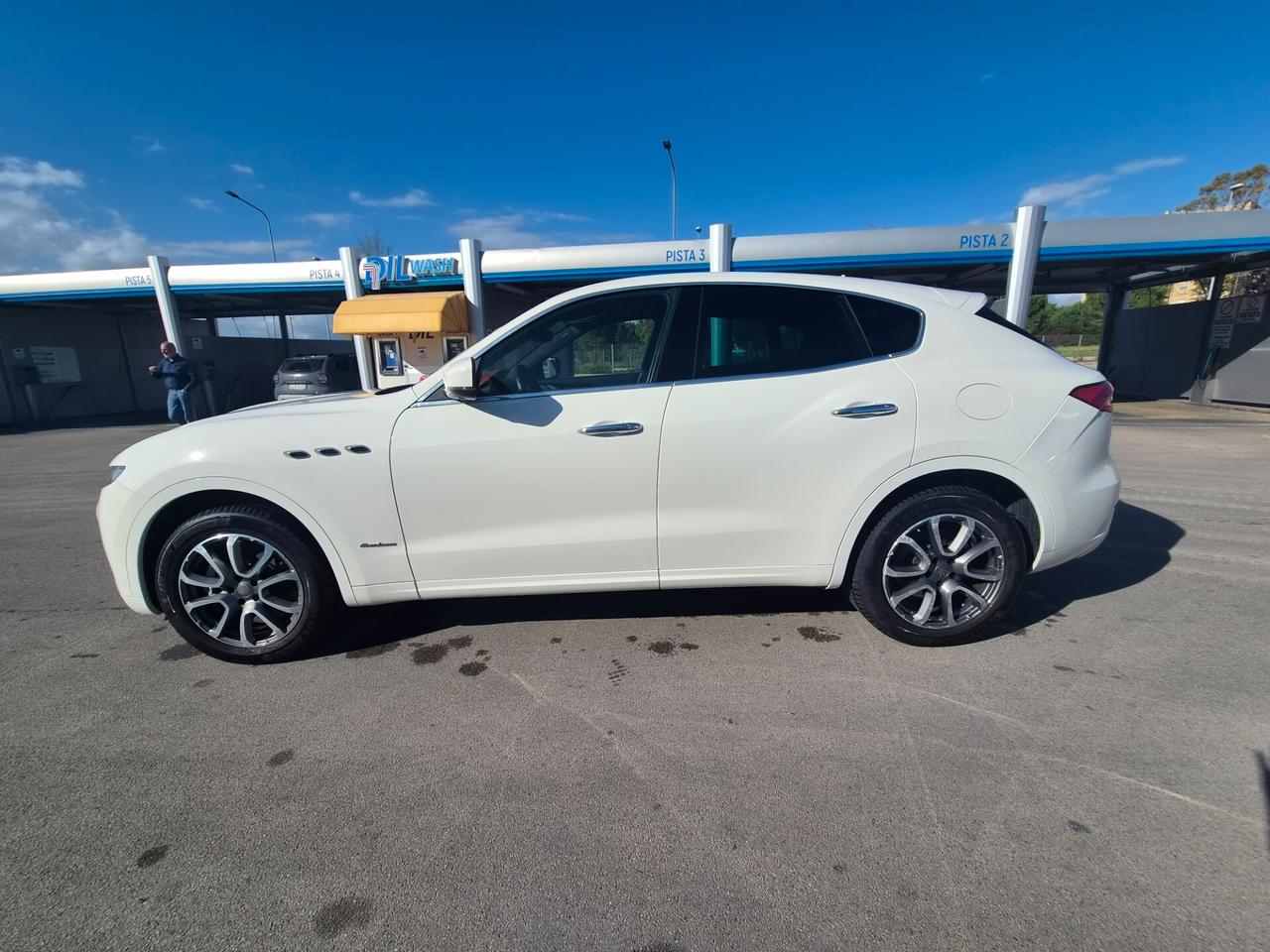 Maserati Levante V6 Diesel 275 CV AWD Granlusso TETTO APRIBILE