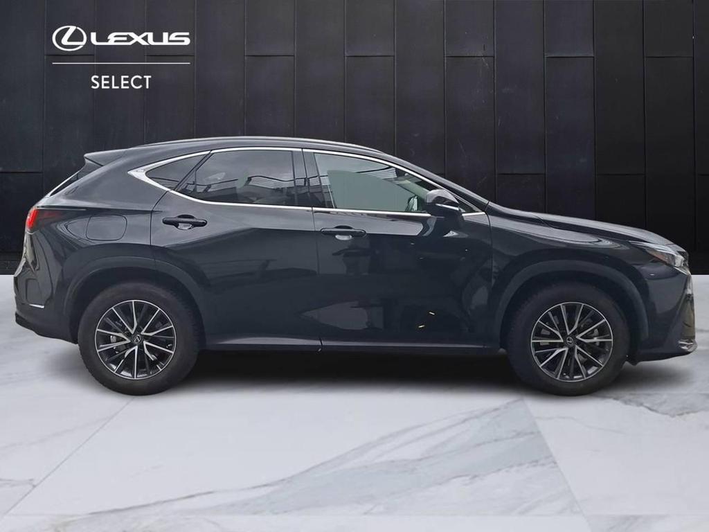 Lexus NX 2.5 Plug-in Premium 4WD e-CVT