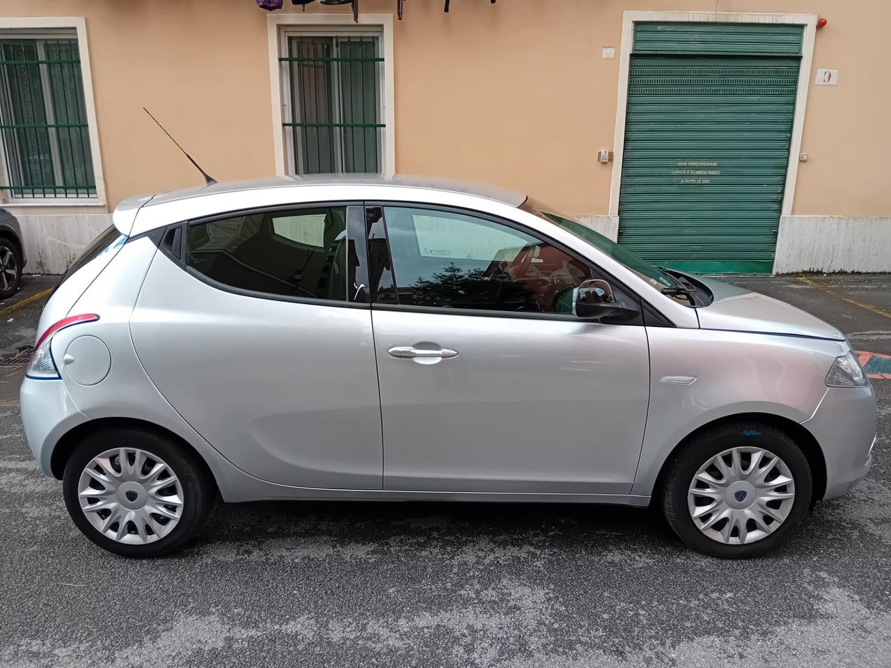 Lancia Ypsilon 1.2 69 CV 5 porte S&S