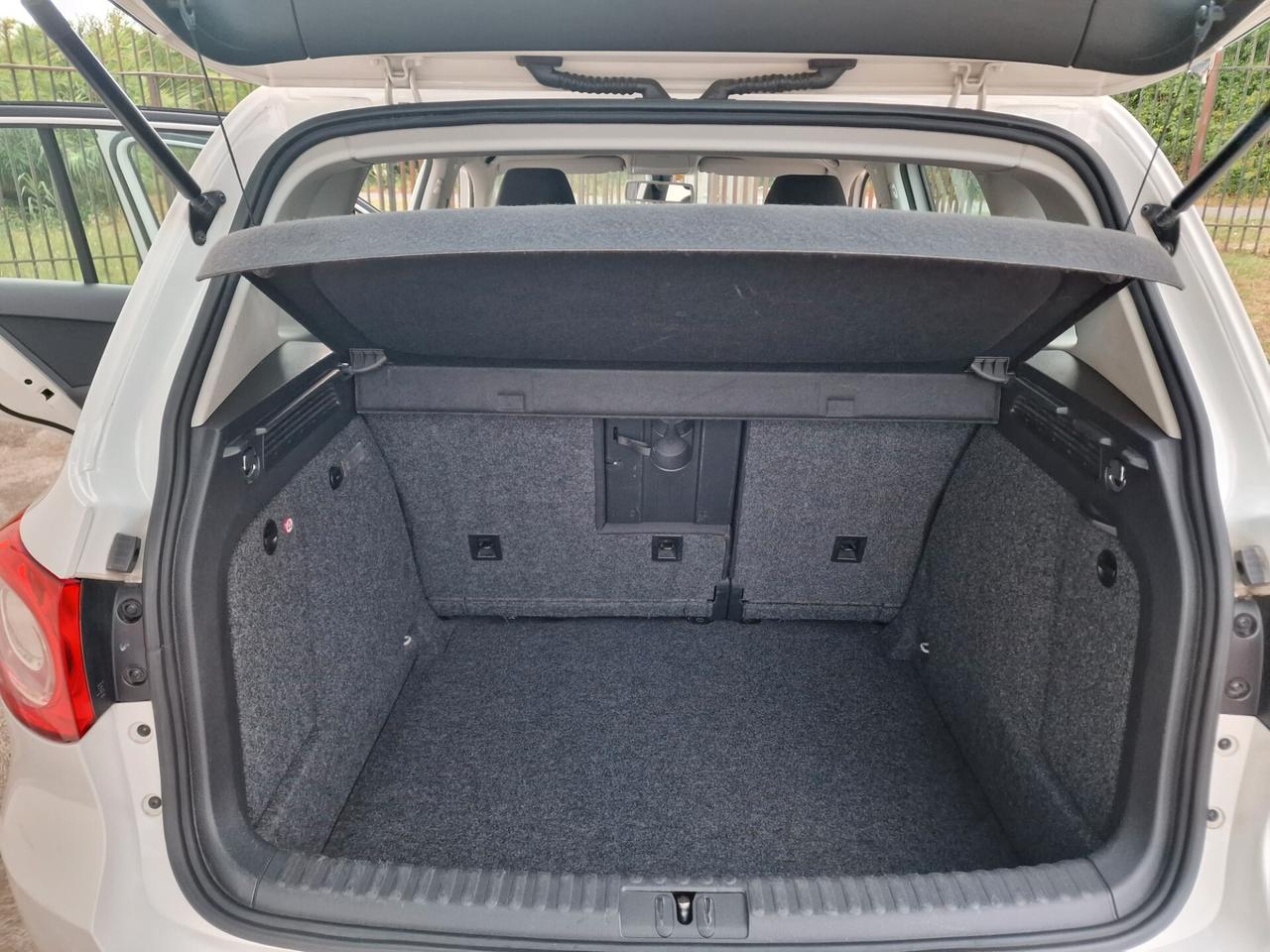 Volkswagen Tiguan 2.0 TDI DPF 4MOTION "159.000 km*