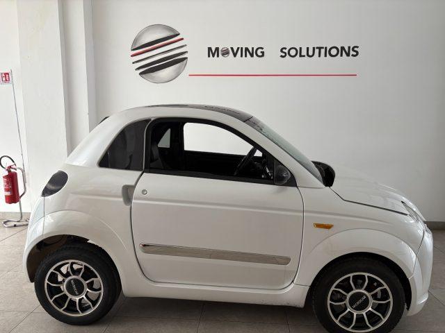 MICROCAR Dué motore LOMBARDINI con variatore