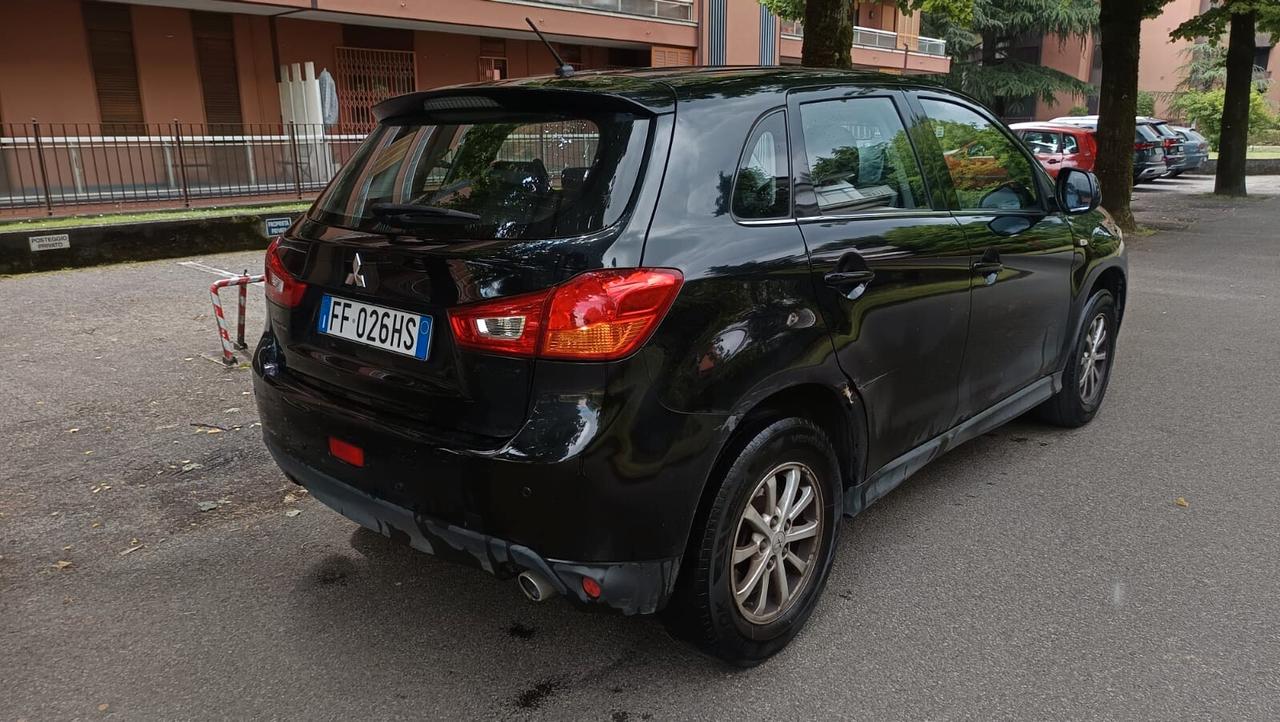 Mitsubishi ASX 1.6 DI-D 114 CV 4WD Instyle Panoramic