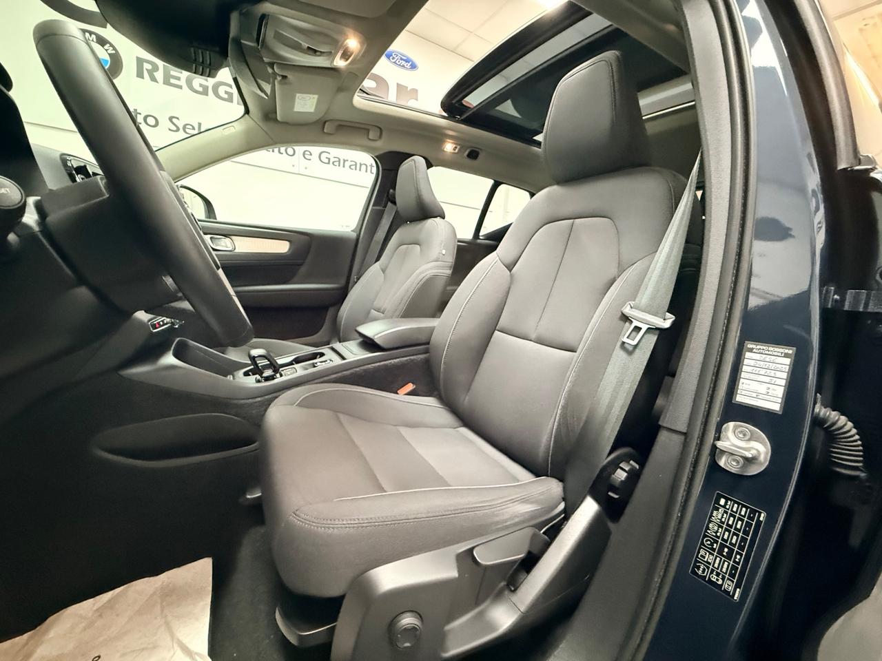 Volvo XC40 1.5 T2 aut 129cv Neopatentati Momentum 05/2022