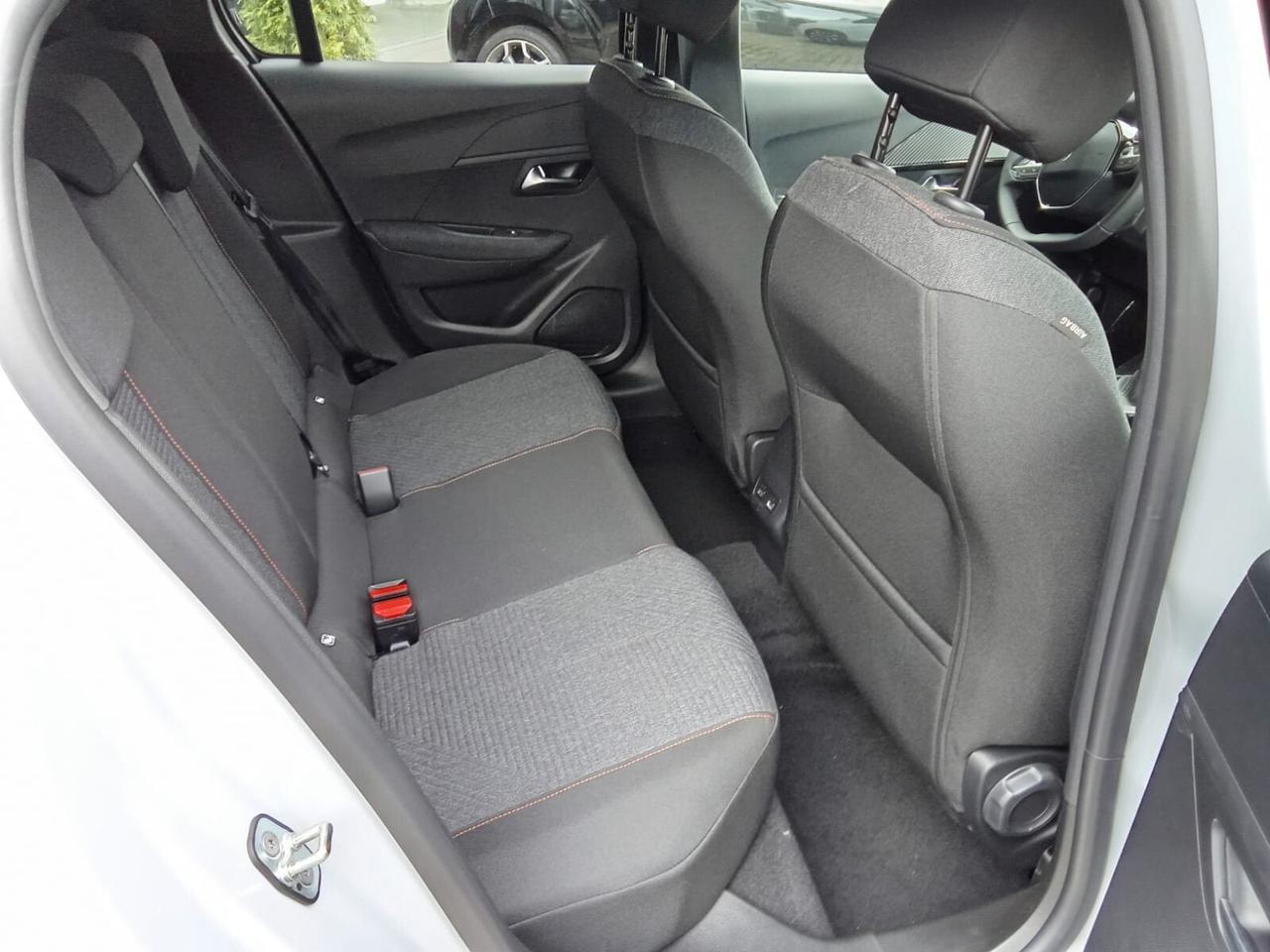 Peugeot 208 Business Turbo 100cv