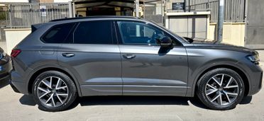 VOLKSWAGEN TOUAREG 3.0 TDI 286cv R-LINE RESTYLING