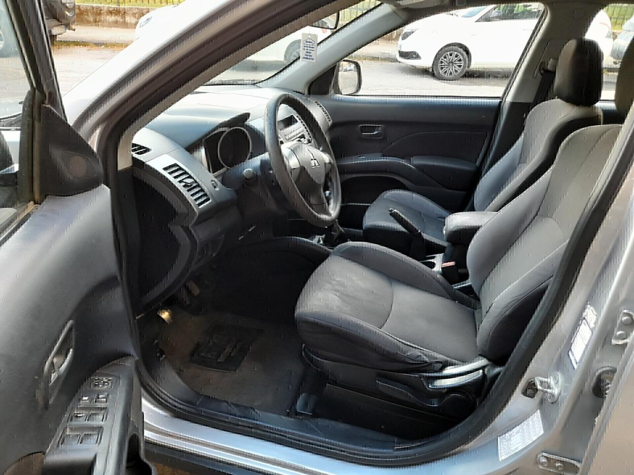 Mitsubishi Outlander 2.0 4X4