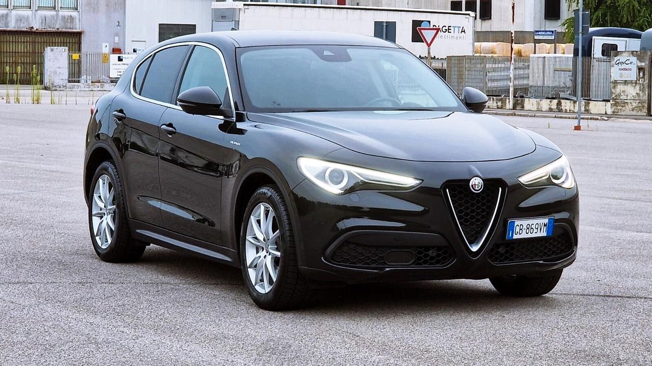 Alfa Romeo Stelvio 2.2 Turbodiesel 190 CV AT8 RWD Executive