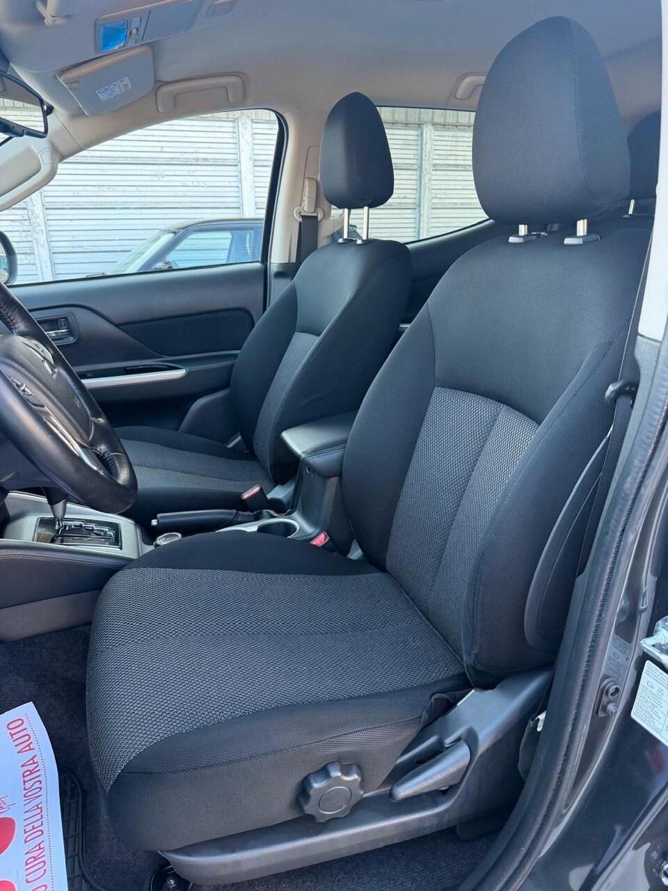 Mitsubishi L200 2.3 D Double Cab 4x4 Super Select P2 Intouch Intense