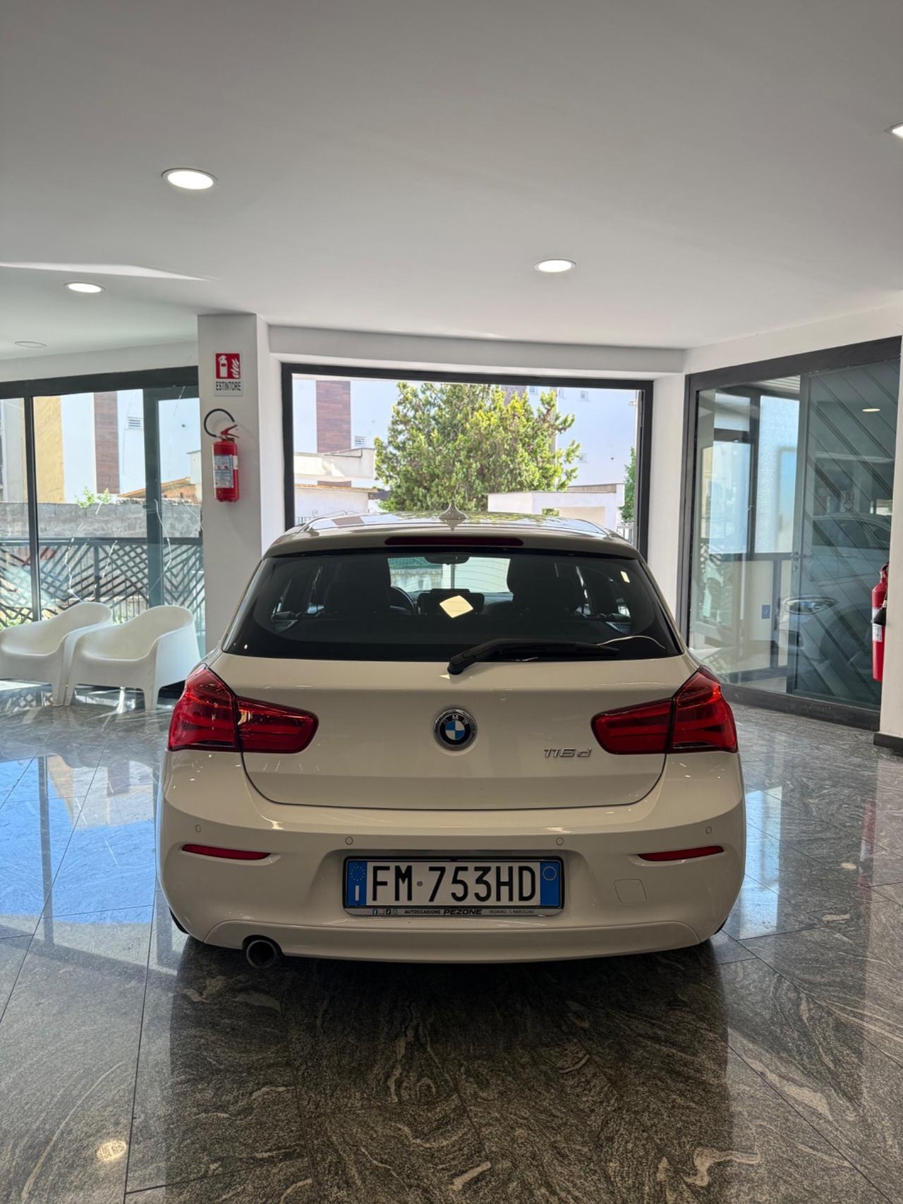Bmw 116 116d 5p. Business
