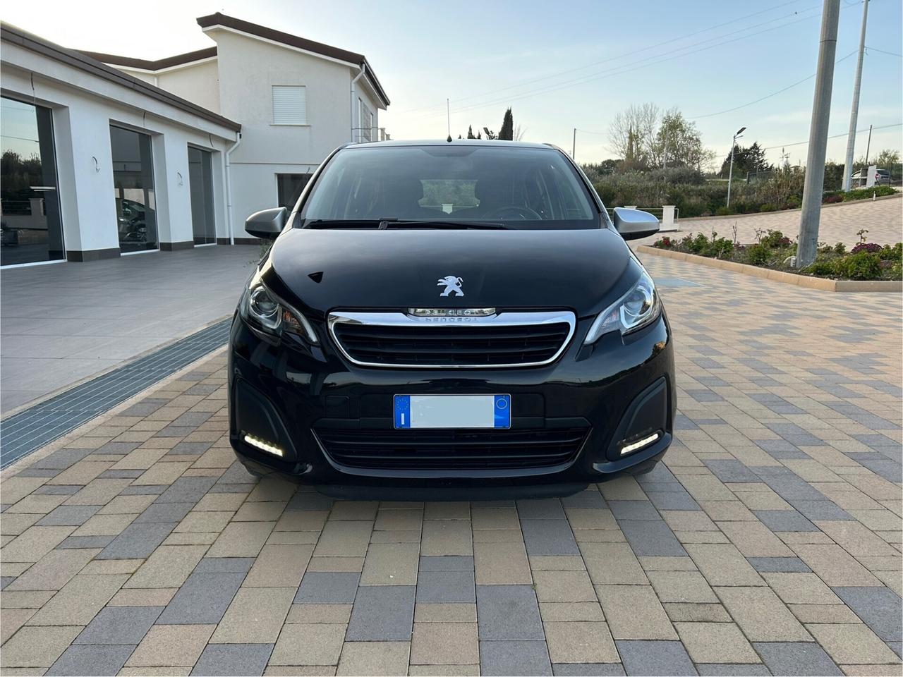 Peugeot 108 VTi 68 5 porte Active TOP!
