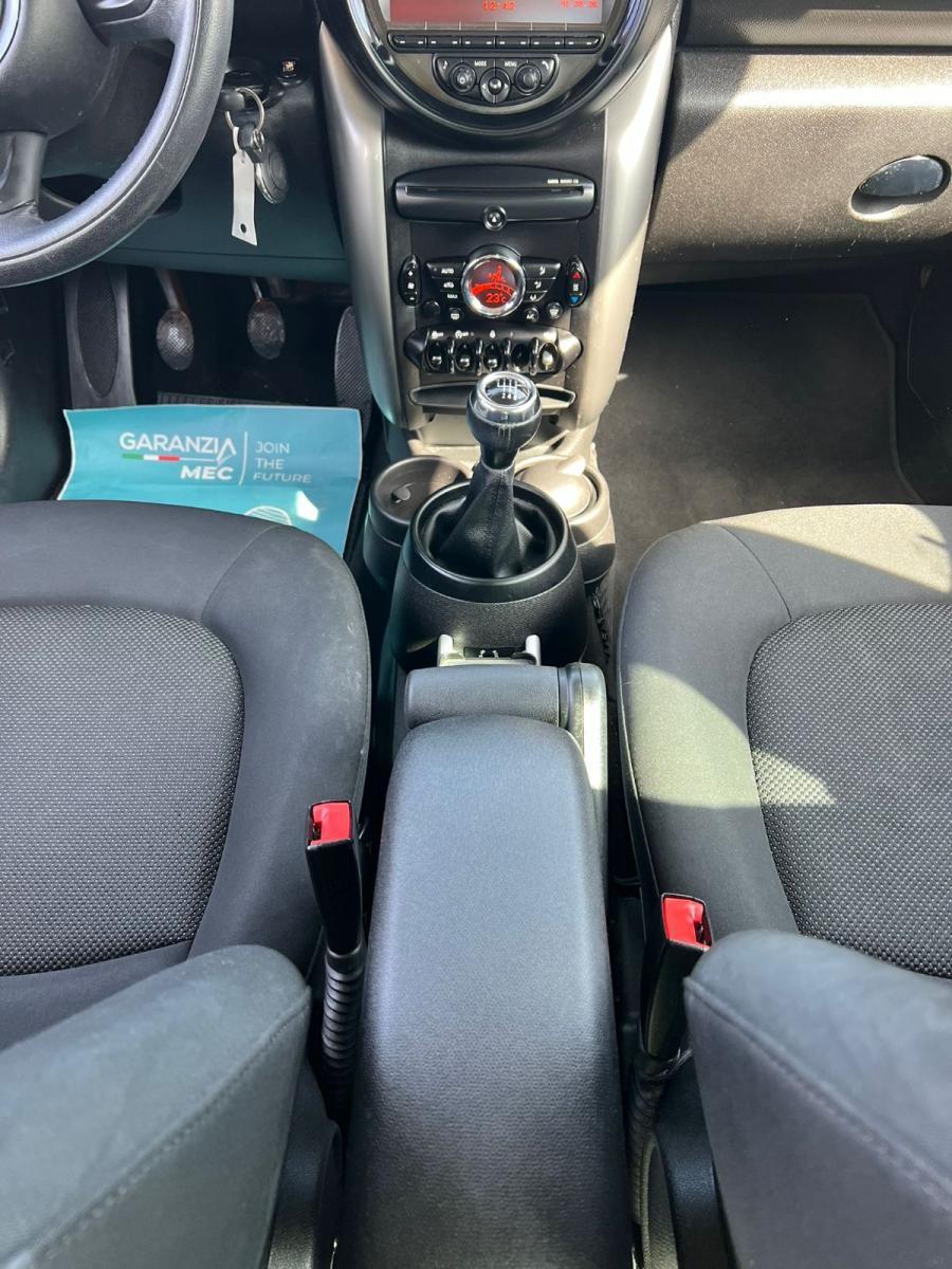 MINI - Countryman -1.6 One D