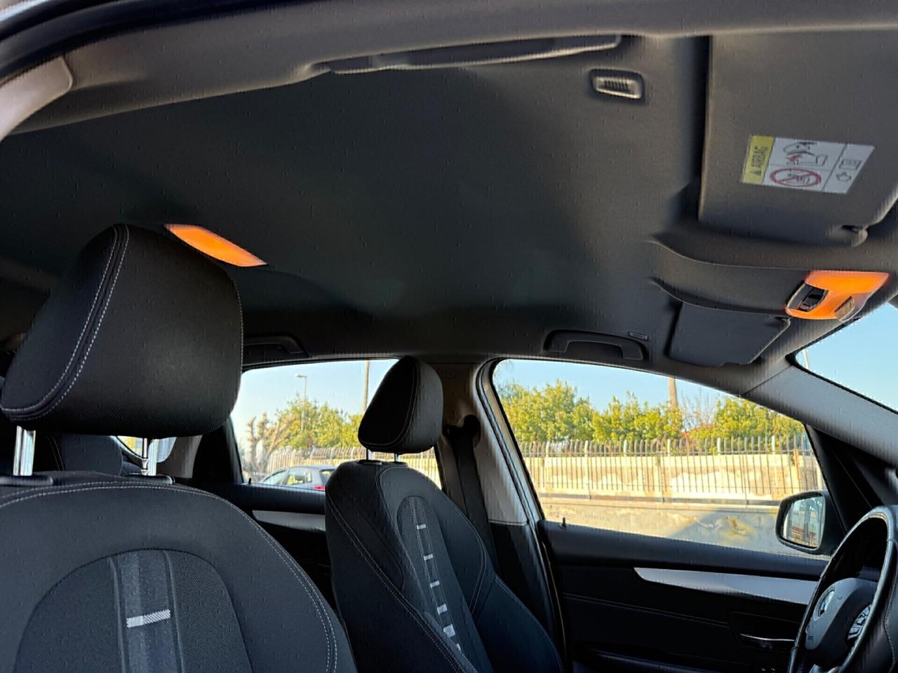 Bmw 2er Active Tourer 218d Active Tourer Luxury