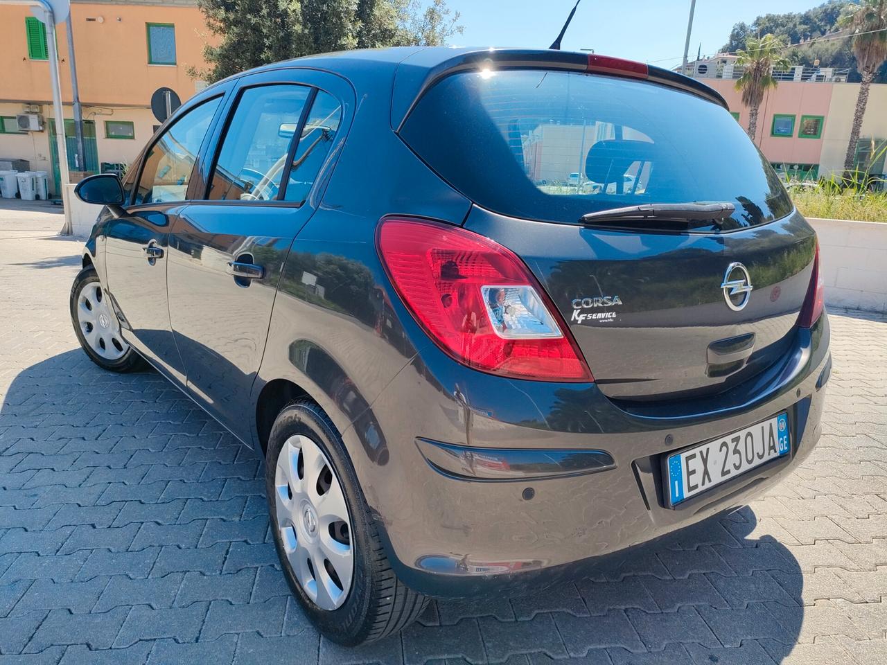 Opel Corsa 1.2 5 porte Sport OK NEOPATENTATI