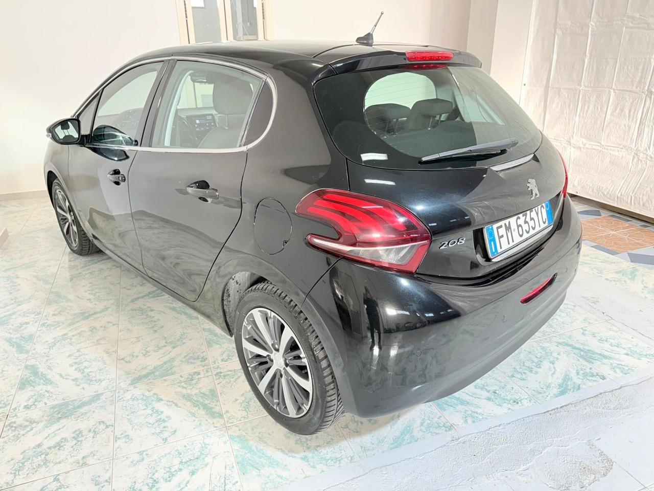 Peugeot 208 BlueHDi 75 5 porte Allure