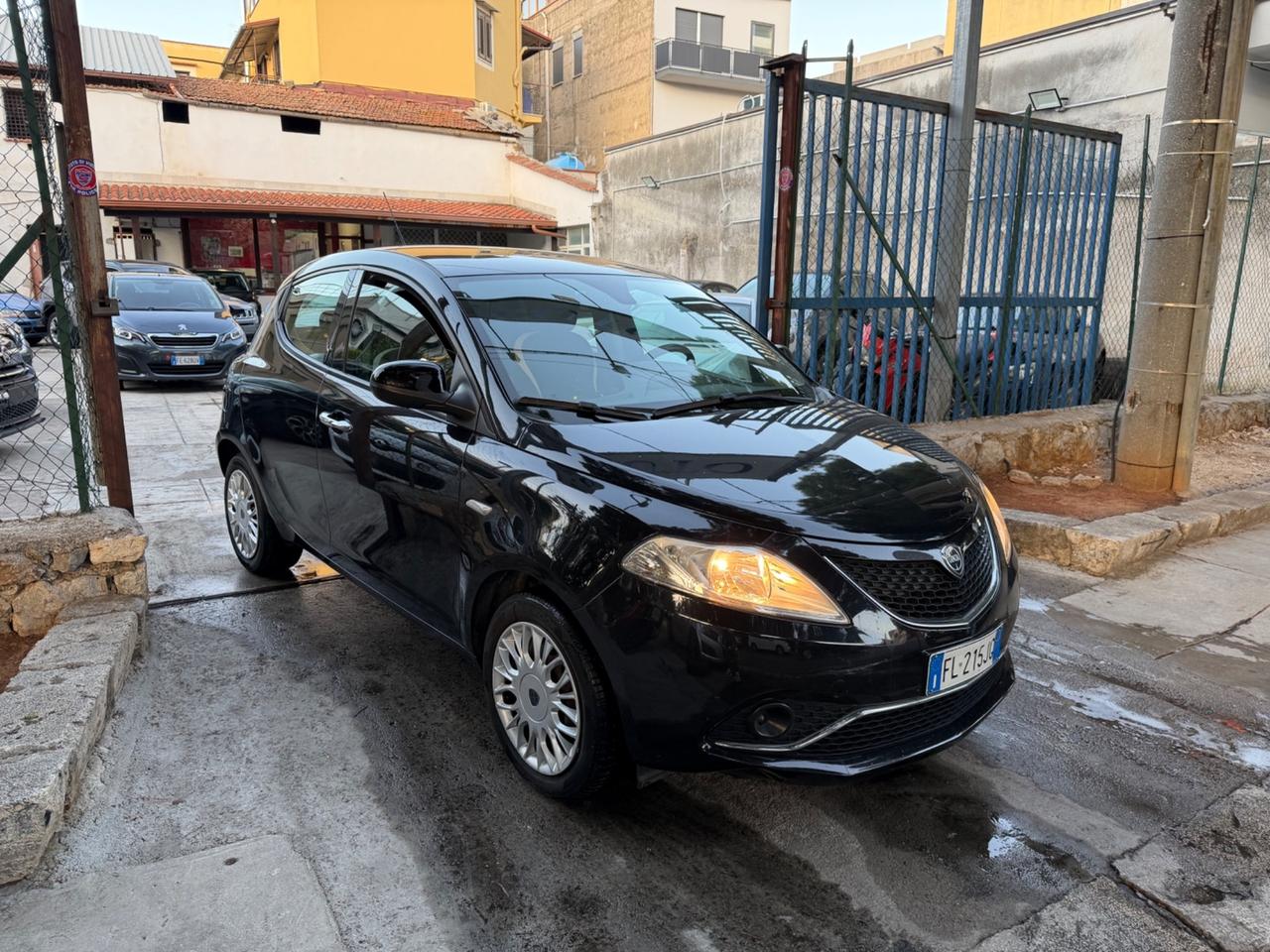 Lancia Ypsilon 1.3 MJT 16V 95 CV 5 porte S&S Gold