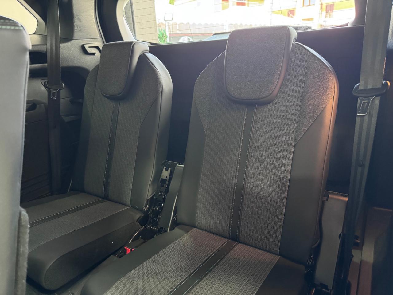 Peugeot 5008 BlueHDi 130 S&S EAT8 Allure Pack