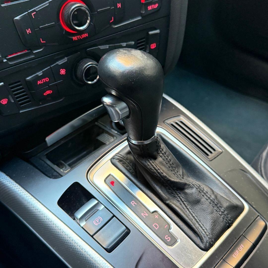 Audi A4 2.0 TDI 143CV **CAMBIO AUTOMATICO**