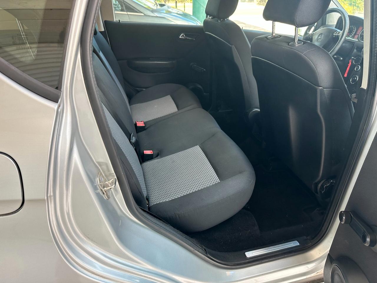Mercedes-benz A 160 CDI NEOPATENTATI (12 RATE)