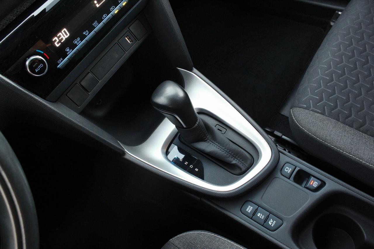 Toyota Yaris Cross 1.5 Hybrid 5p. E-CVT Business