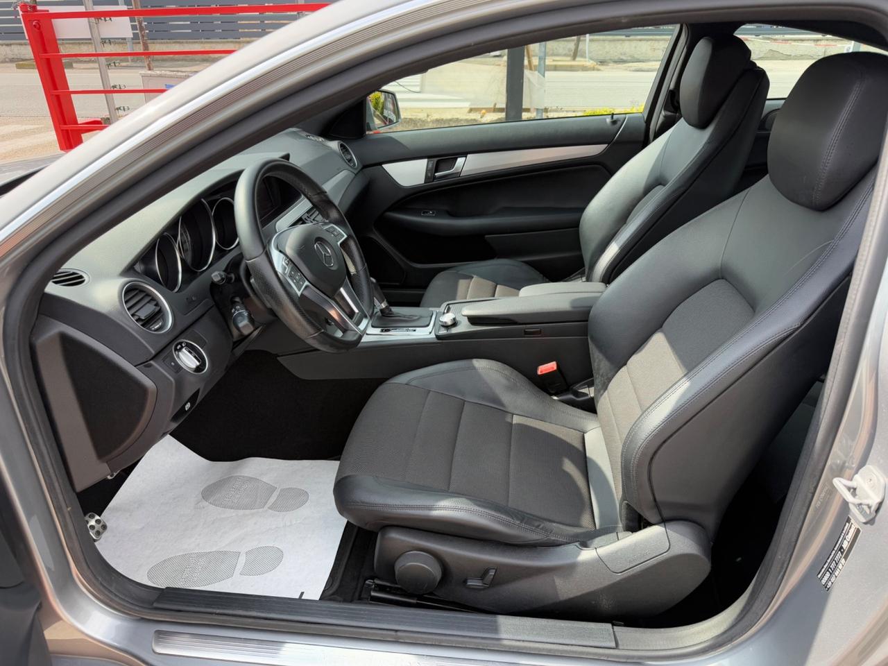 Mercedes-benz C 220 CDI Coupé Avantgarde UNICO PROPRIETARIO