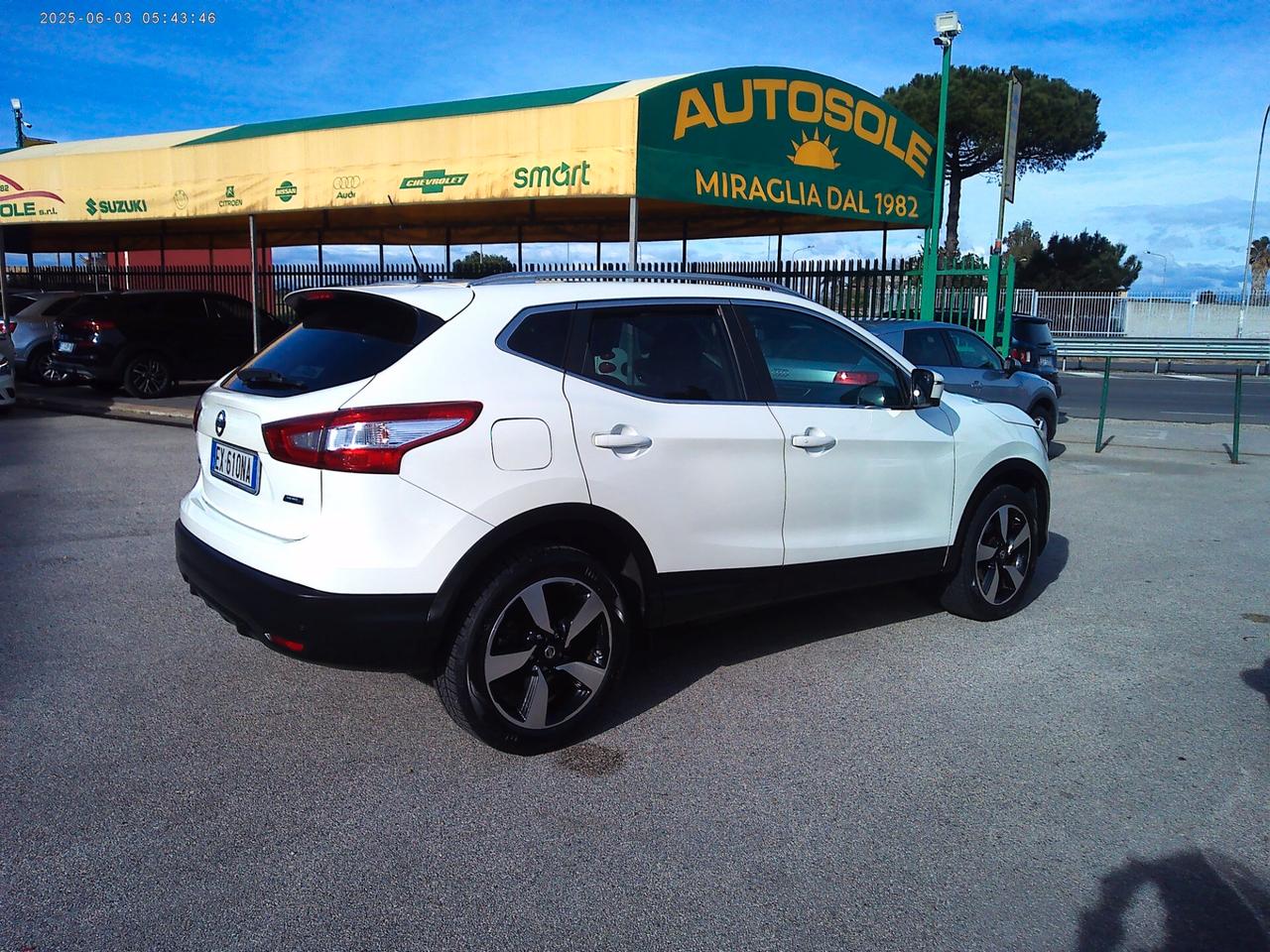 Nissan Qashqai 1.5 DCI 110CV TEKNA TETTO PAN/PDC/NAVI 360° CAMERA