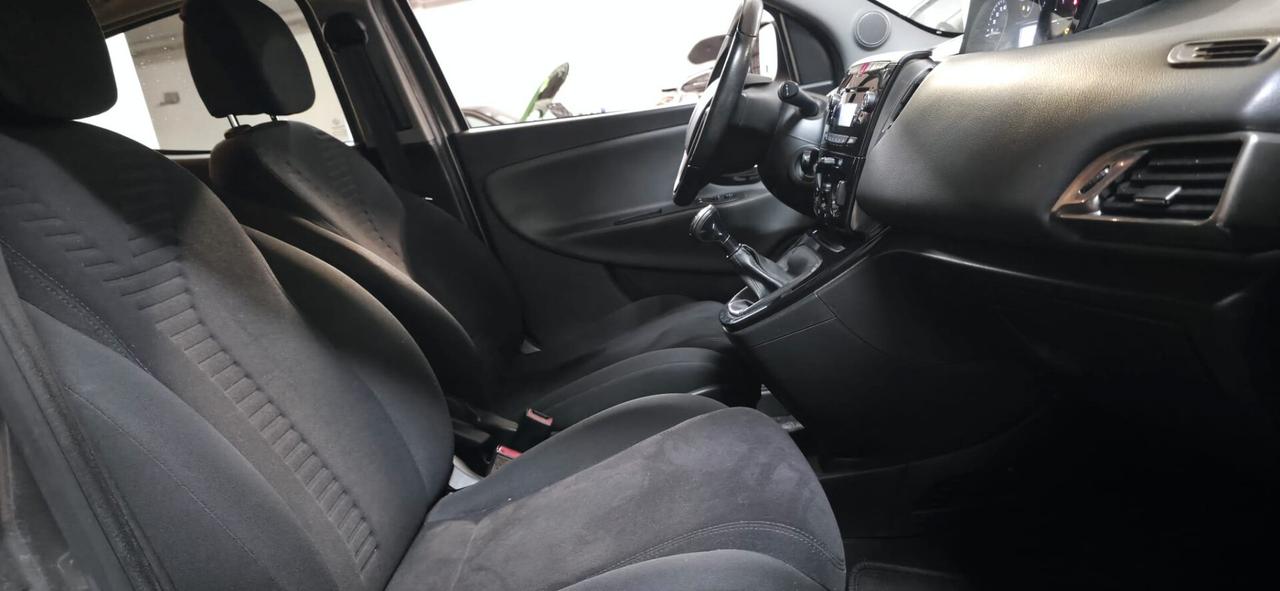 Lancia Ypsilon 1.3 MJT 16V 95 CV 5 porte S&S Platinum