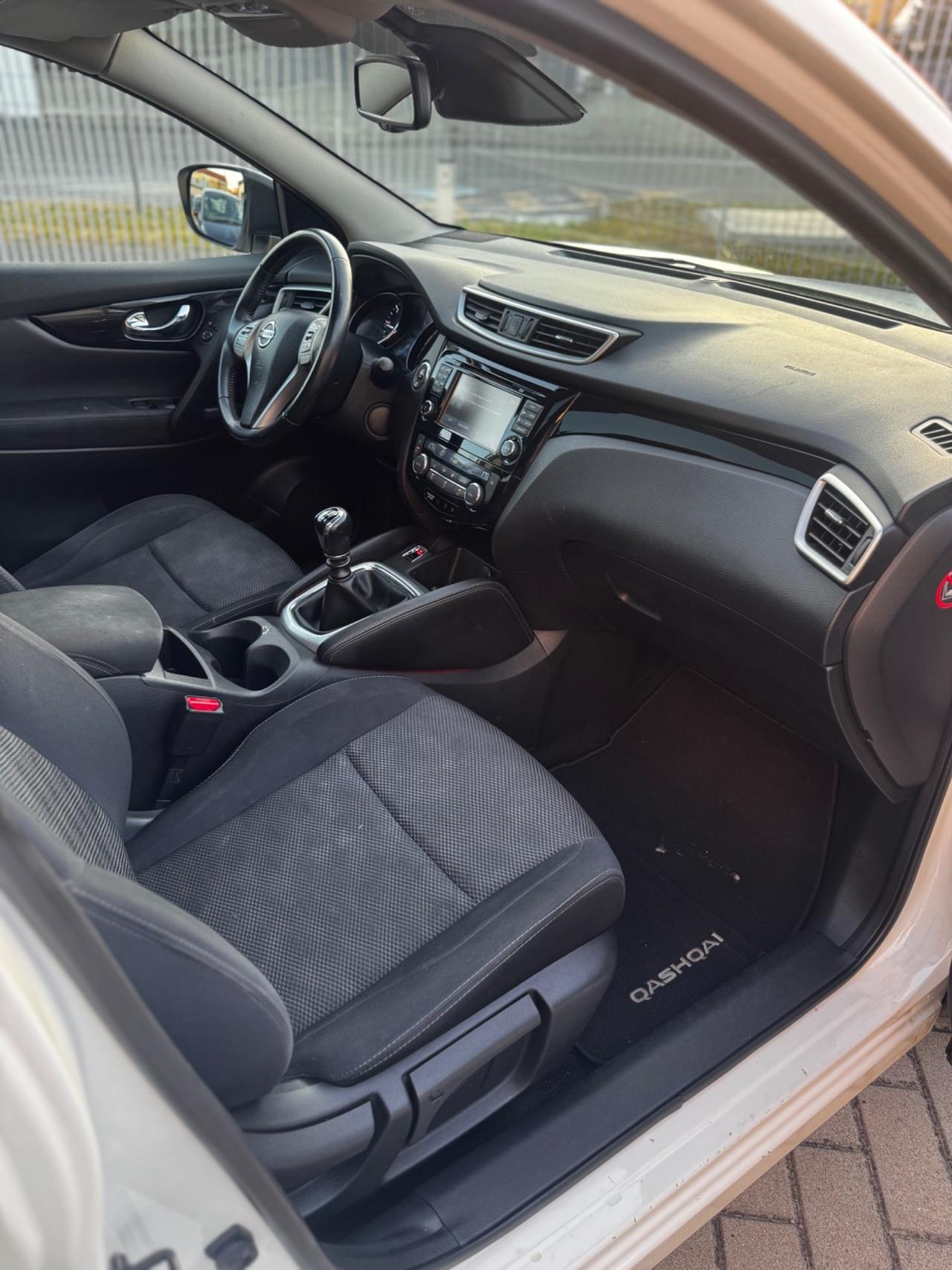Nissan Qashqai 1.5 dCi Tekna