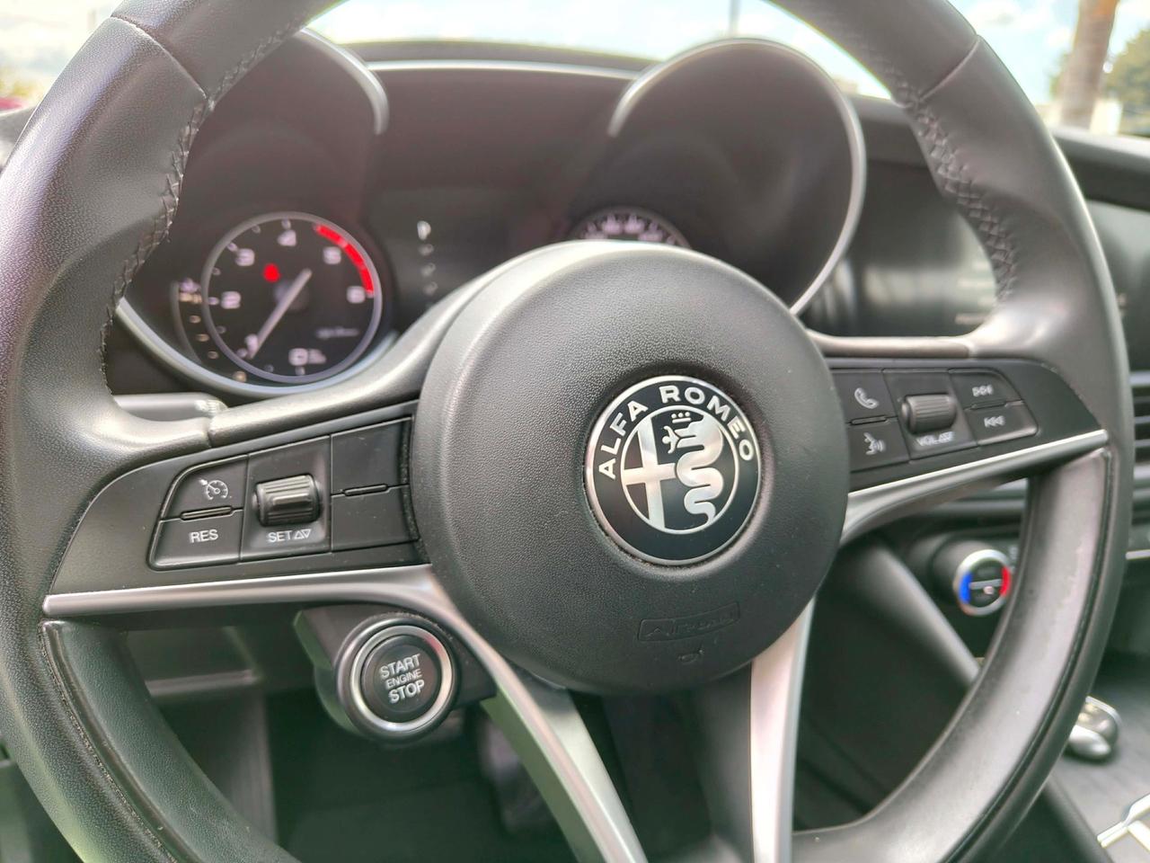 Alfa Romeo Giulia 2.2 Turbodiesel 160 CV AT8 Super - 2020