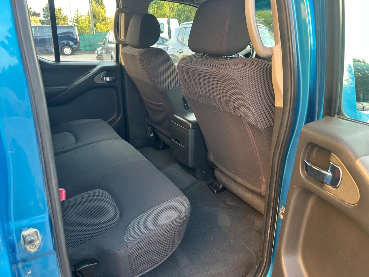 Nissan Navara 2.5 dCi 4 porte Doppia Cabina 4X4