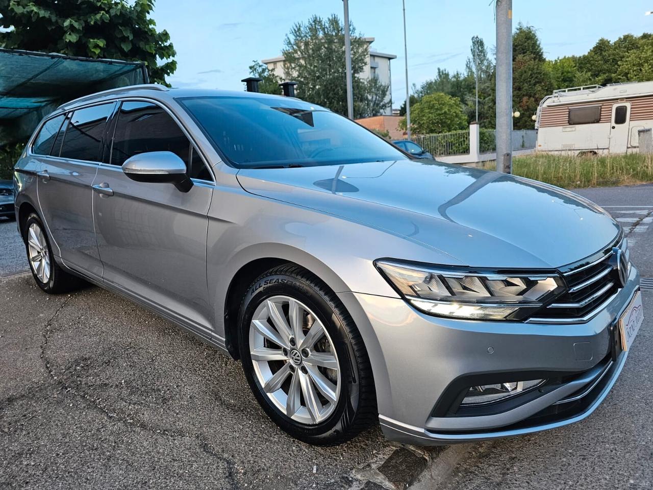 Volkswagen Passat Variant 2.0 TDI 150cv DSG Business*Navi*Euro6*