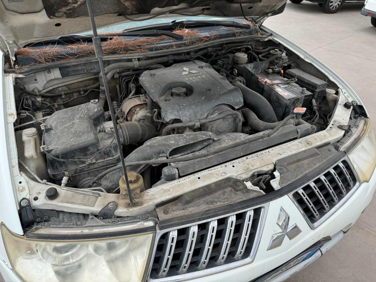 Mitsubishi L200 2.5 DI-D/136CV Club Cab Invite DPF