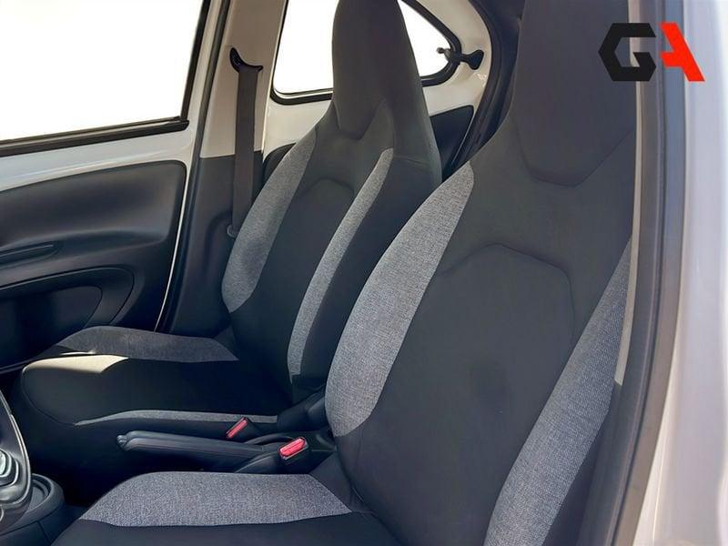 Toyota Aygo X Aygo X 1.0 VVT-i 72 CV 5 porte Active S-CVT