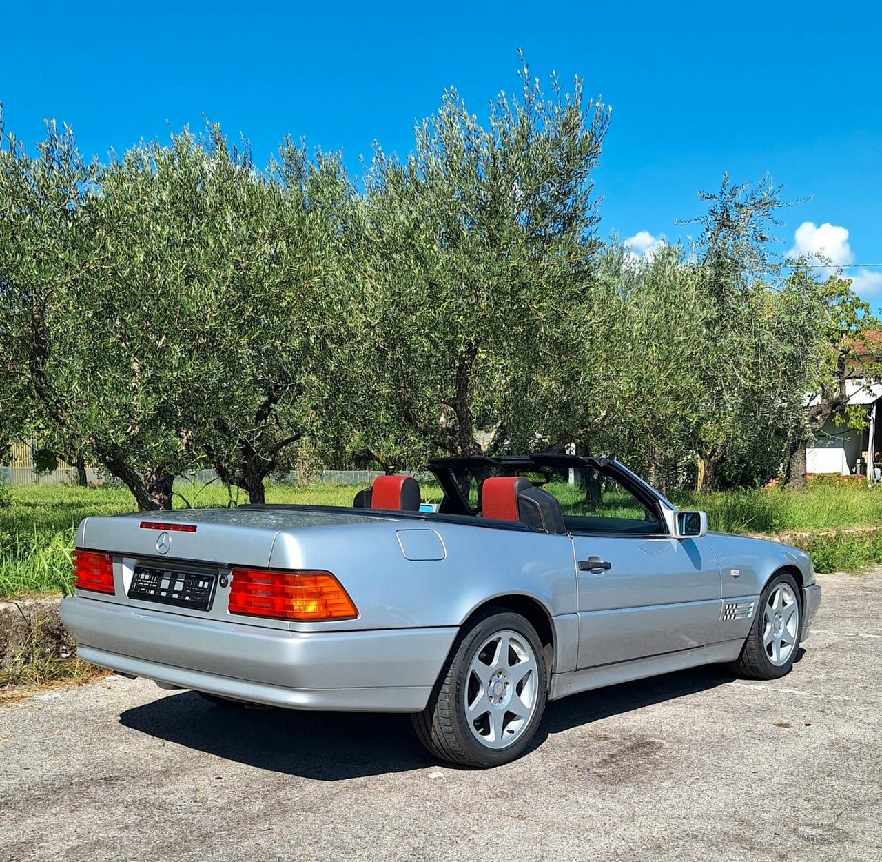 Mercedes-benz SL 320 (R129) Special MilleMiglia Edition 1 of 10
