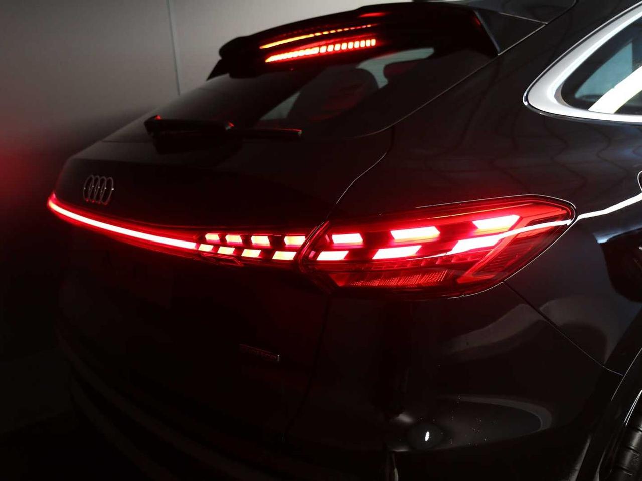 Audi Q5 (3A Serie) Sportback TDI 204 #9576