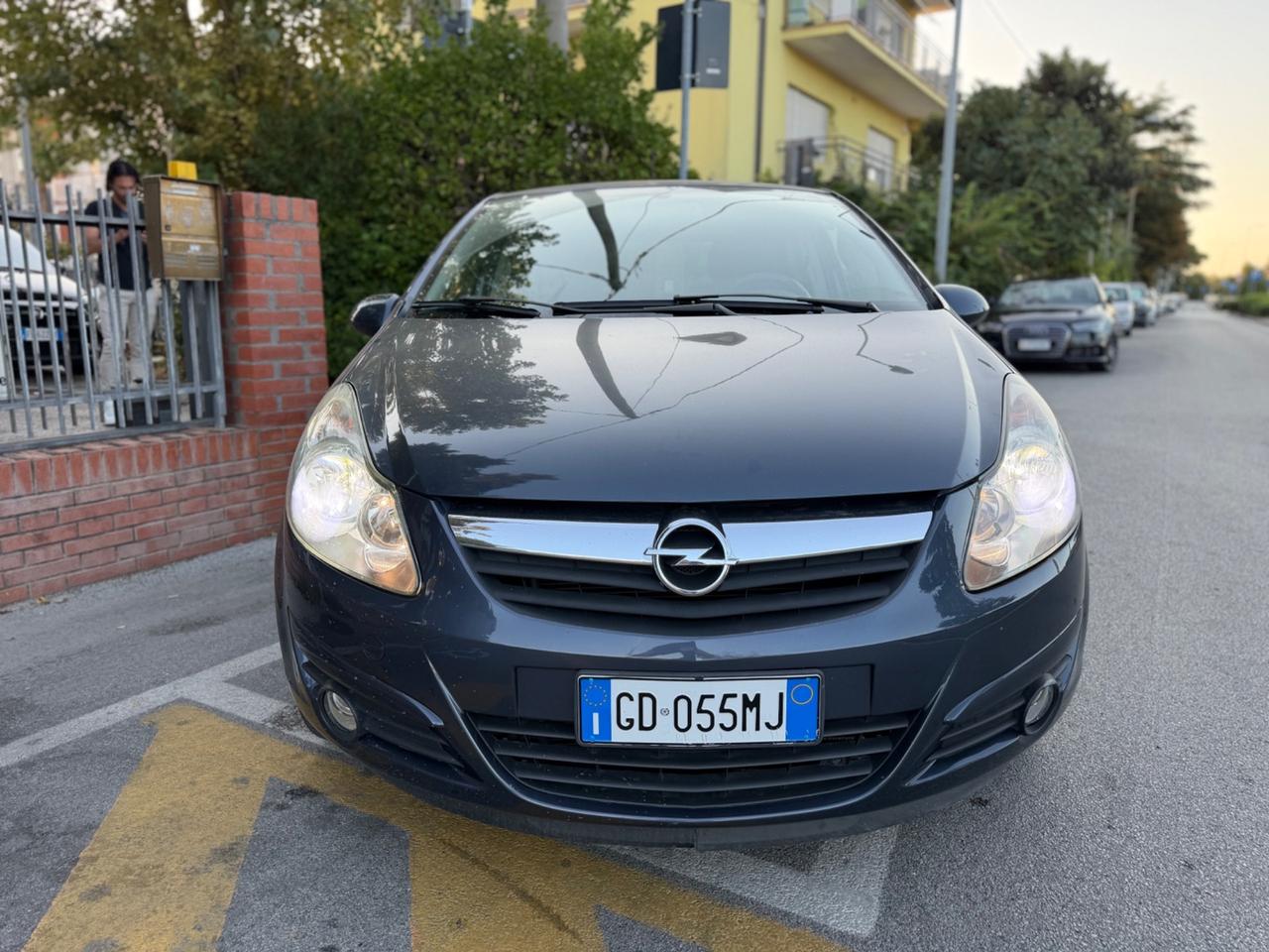 Opel Corsa 1.2 80CV 5 porte GPL-TECH Edition